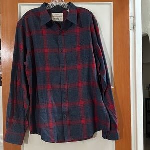 New condition, Weatherproof men’s flannel